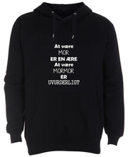 At være mor er en ære, at være mormor er uvurderligt