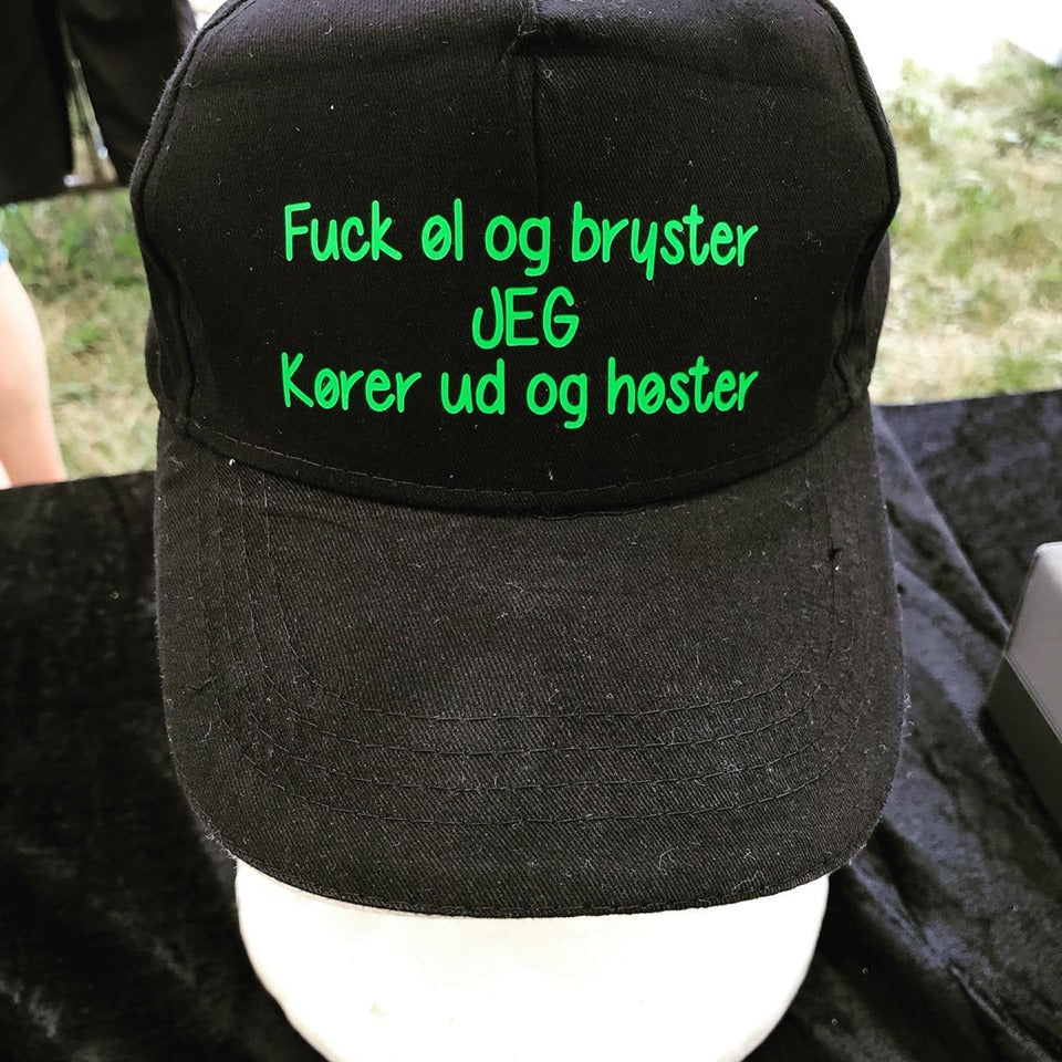Cap: Fuck øl og bryster JEG Kører ud og høster